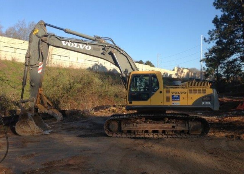 24T Excavator 1