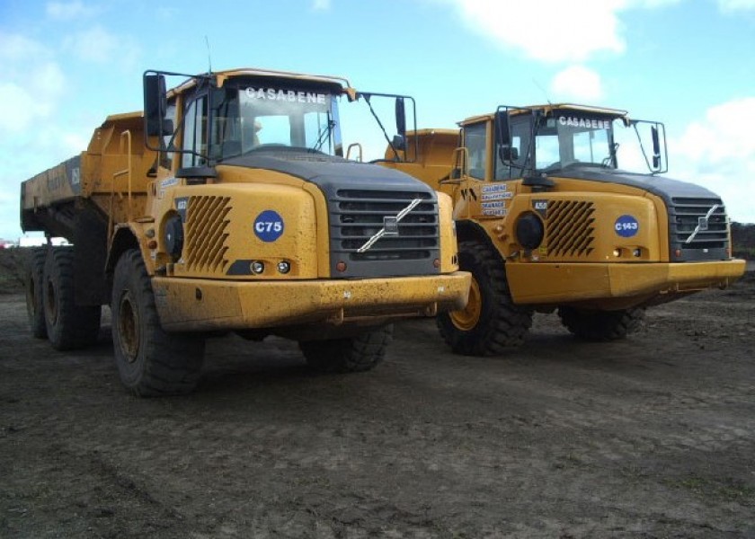 25 ton Dump Truck 2