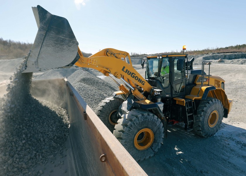 25 Tonne Wheel Loader 1