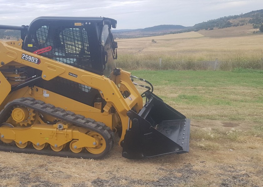 259D Cat skid steer posi track 2