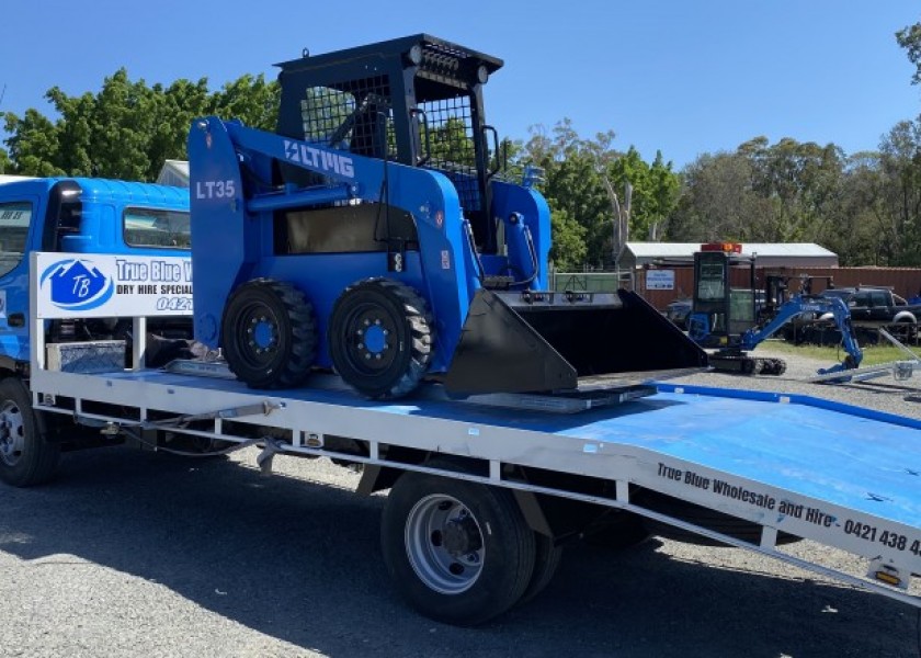 2.6T Wheeled Skid Steer 3