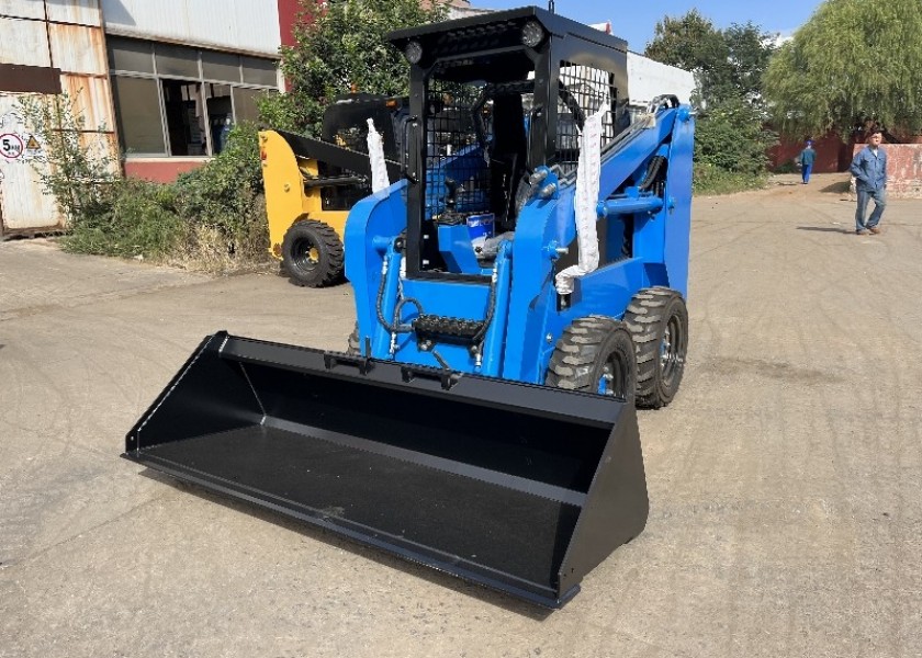 2.6T Wheeled Skid Steer 5