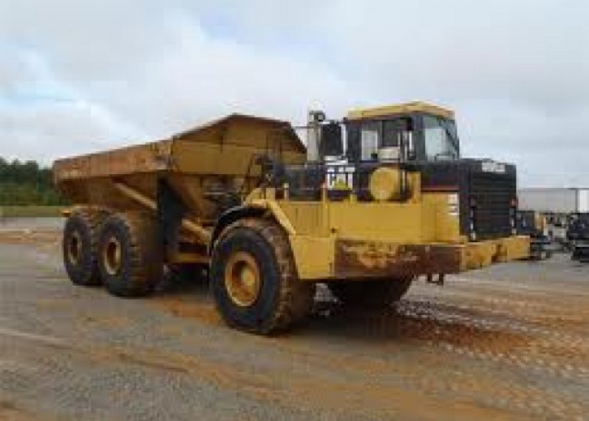 2x CAT D400E-11 Articulated Dump Truck 1