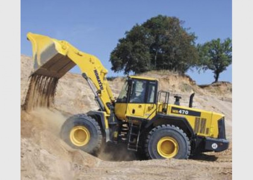 2x KOMATSU 470-5 Wheel Loader 1