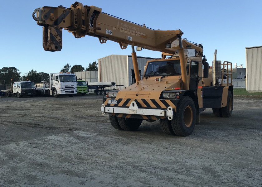 3 x 20T Franna Cranes 3