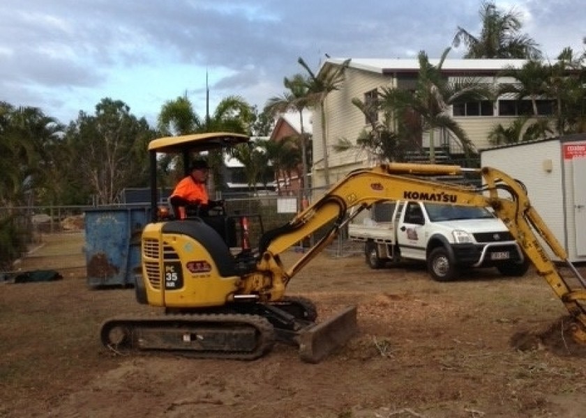 3.5T Komatsu Excavator 1