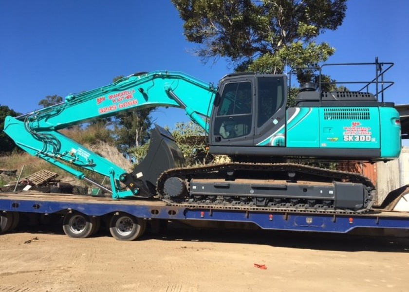 30-32T Excavators w/GPS 1