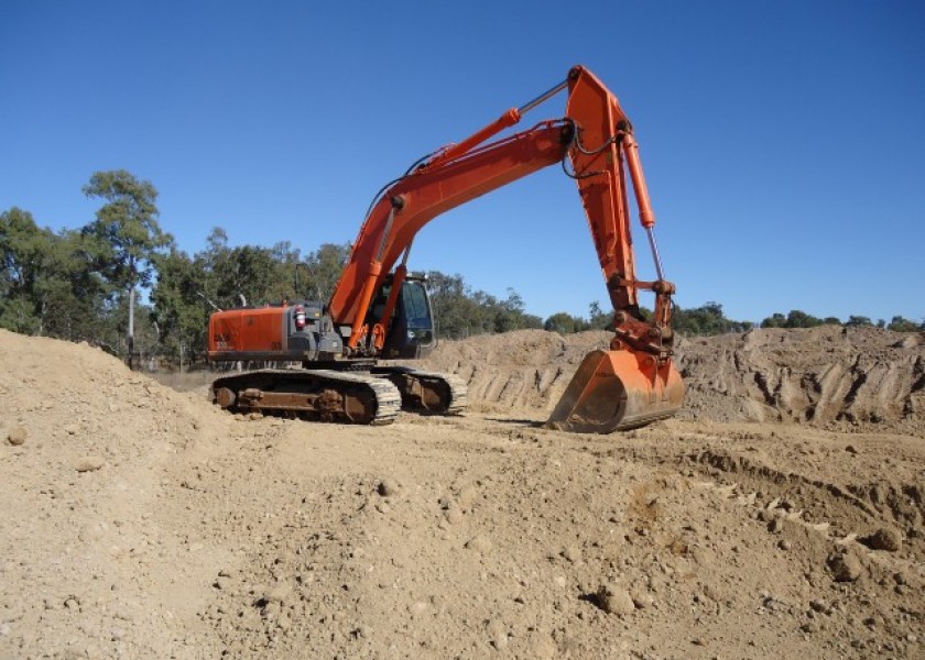 30 Ton Hitachi Excavator 1
