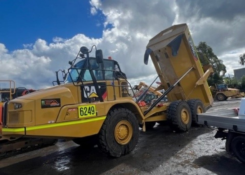 25 - 30 Tonne Articulated, Artic Dump Truck/Moxy 1