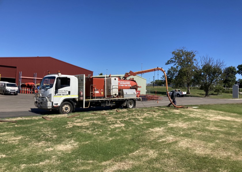 3000L Vac Truck 4