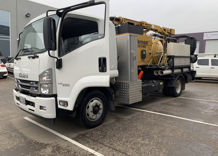 3000L Vermeer Vac Truck with Remote control top boom 4