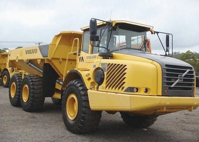 30T Artic Dump Truck 1