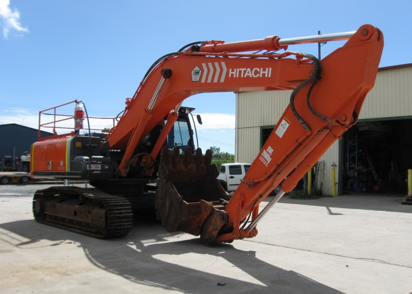 30t Excavator 1