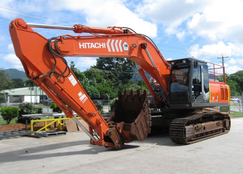 30t Excavator 2