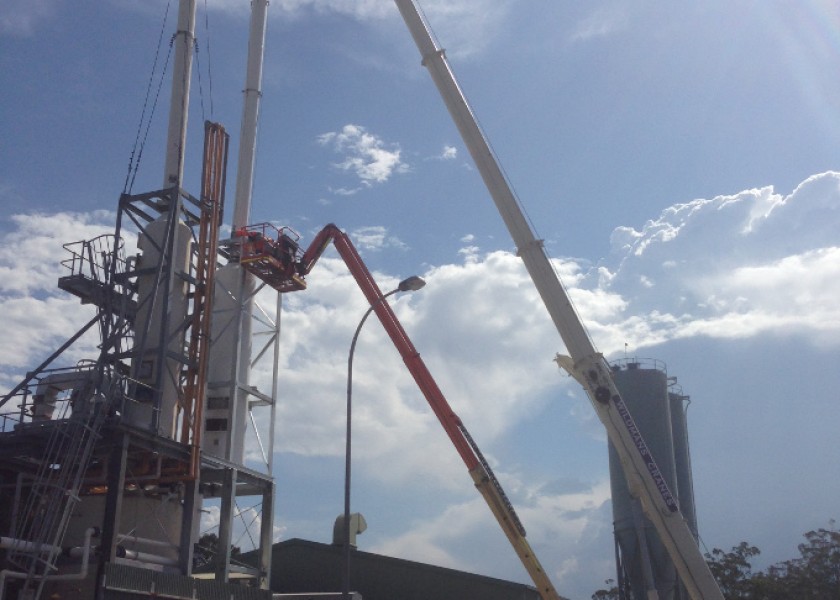 30T Slewing Crane  3