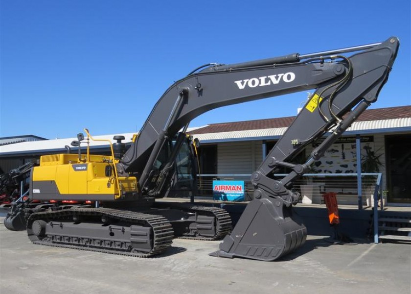 30T VOLVO ECR300DL Excavator 2