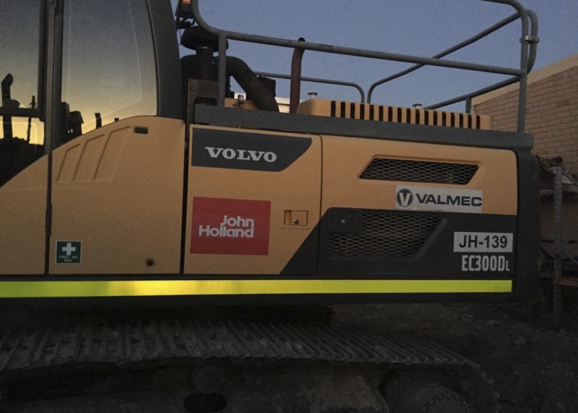 30T Volvo Excavator 2
