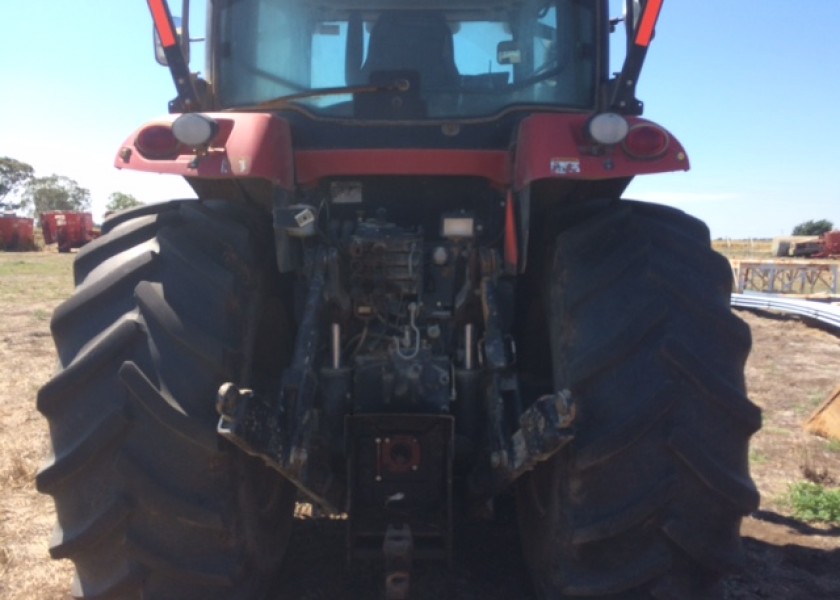 320HP FWA Versatile Tractor 2