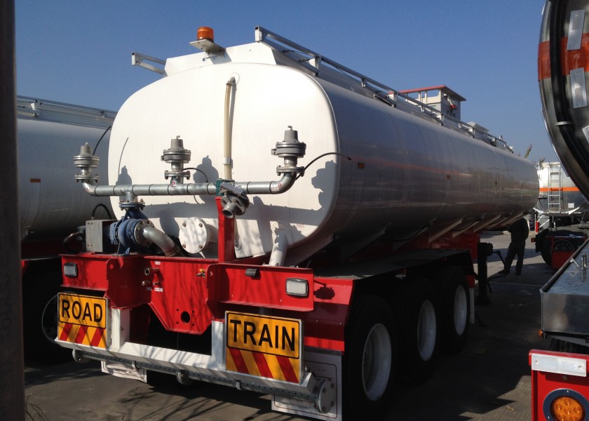 33,000Lt Tri Axle Semi Water Tanker  2