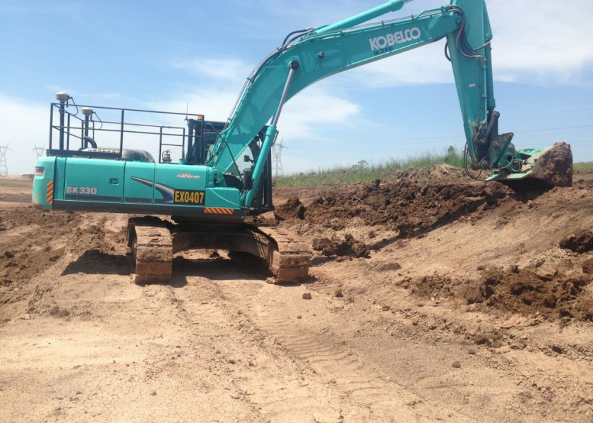 33 ton excavator 1