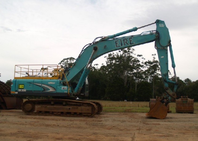 33 Tonne Excavator 1