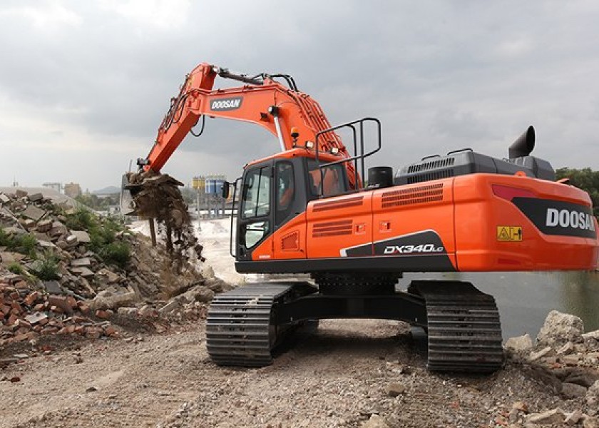 35T Doosan Excavator 1