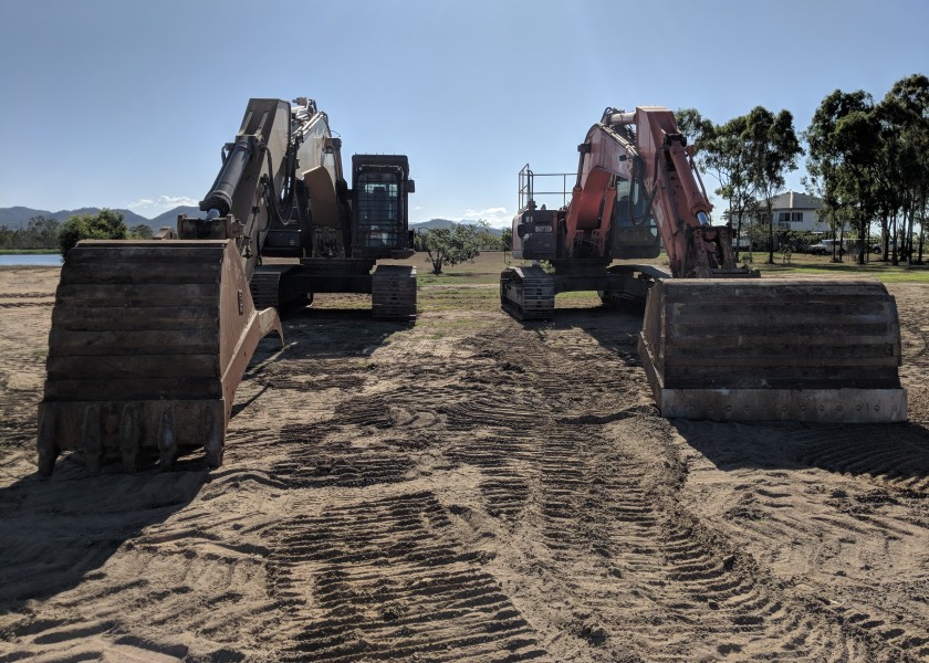 Fleet of Cat 336EL Excavators 3