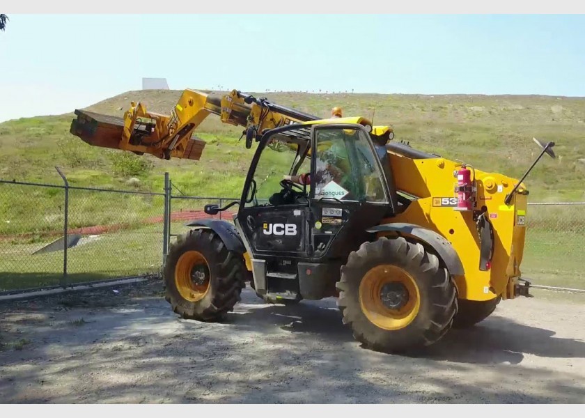 3T Telehandler (535-95 Model) - mine spec 1