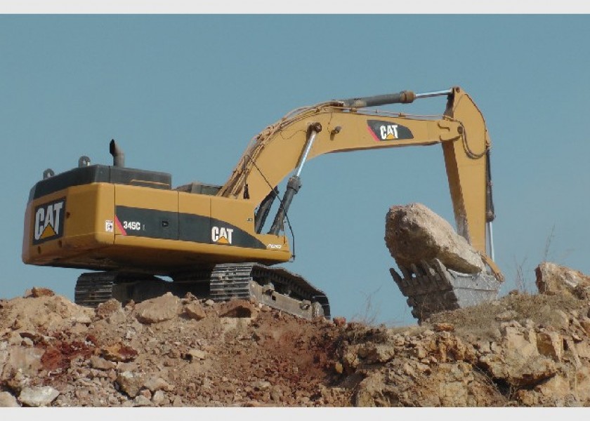 3x CAT 345C Excavator 1