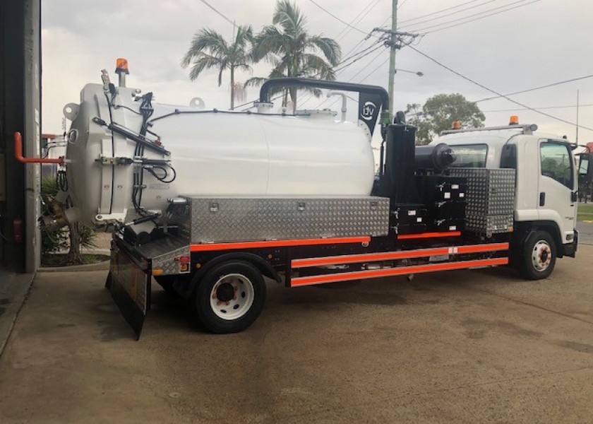 4000L Vac Truck 2