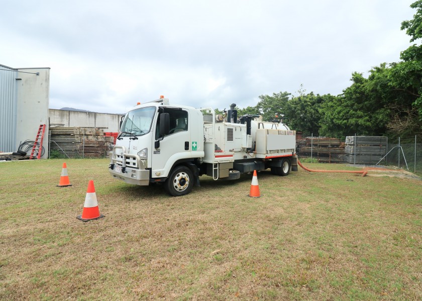 4000L Vac Truck 5