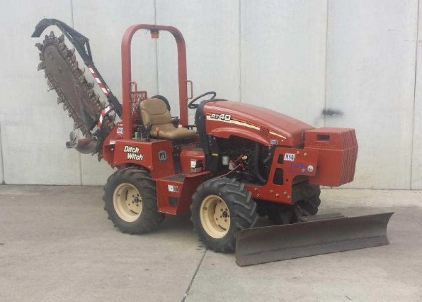 40HP Ditch Witch RT40 Trench Digger 7