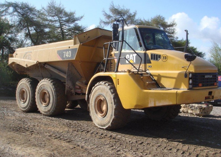 40T CAT Artic Dump truck 1