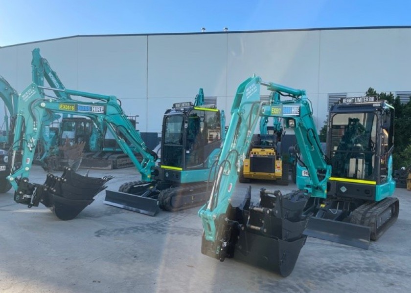 5T Kobelco Excavator with Height Limiter 4