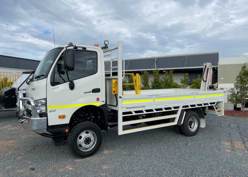 4x4 Fitters Truck 1