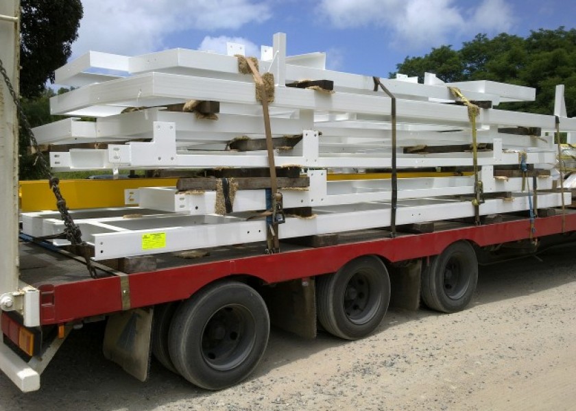 4x4 Low Loader 5