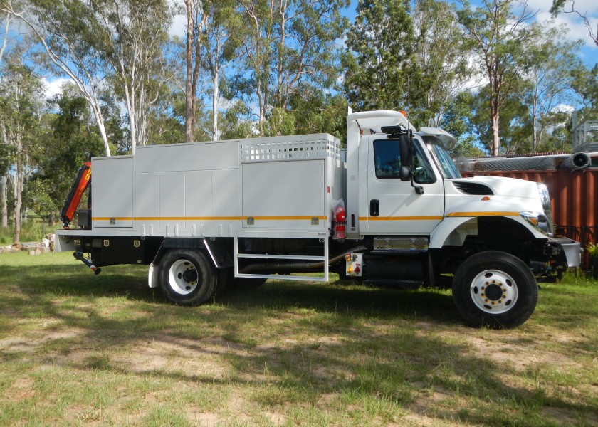 4x4 Service Truck  1