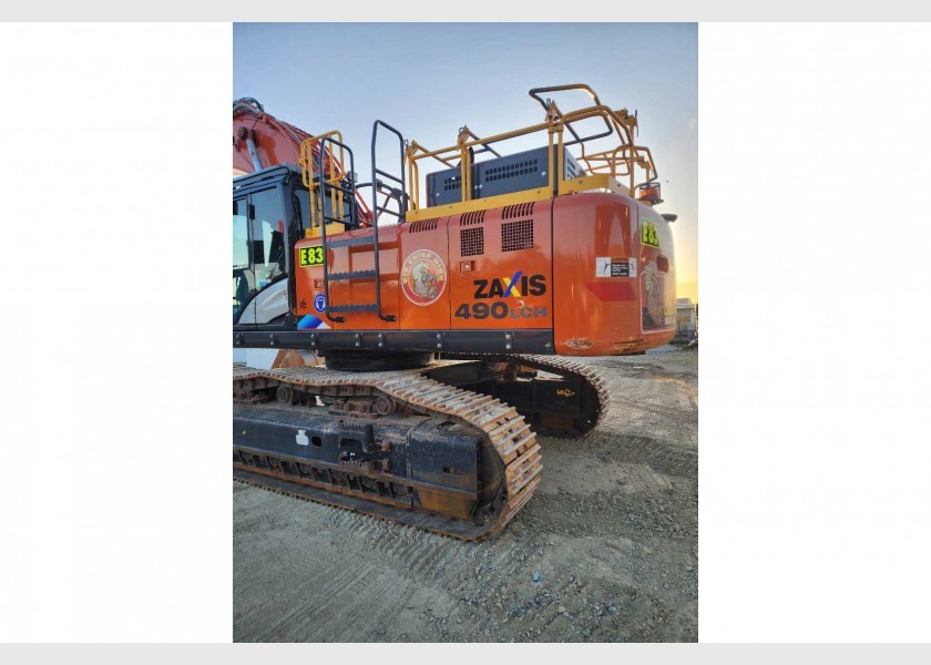 50 ton Excavator 8