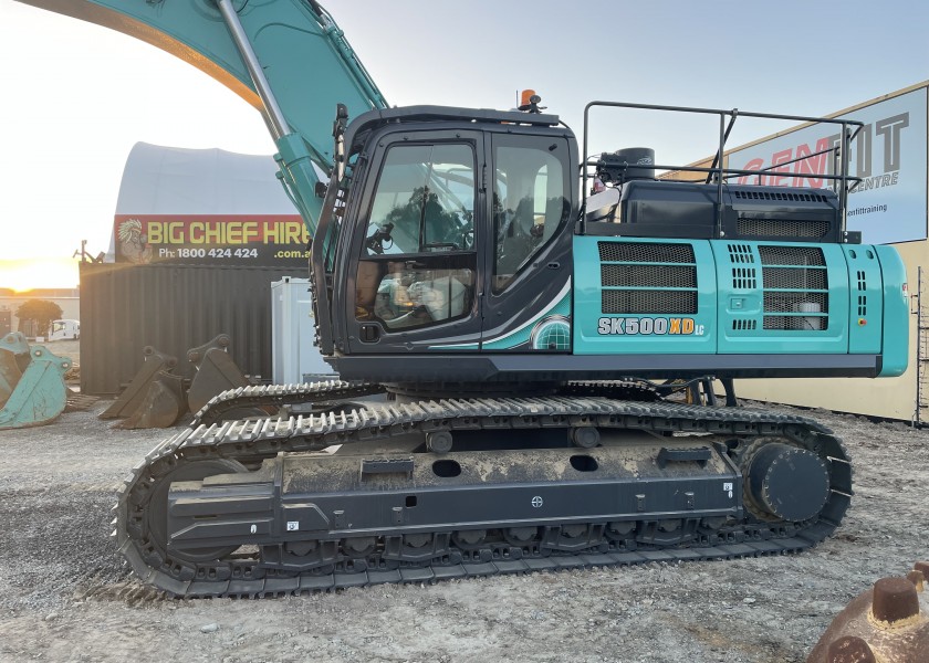 50 ton Kobelco Excavator 3