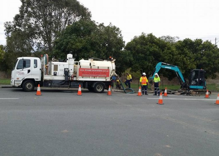 5000L VAC TRUCK WET HIRE 4