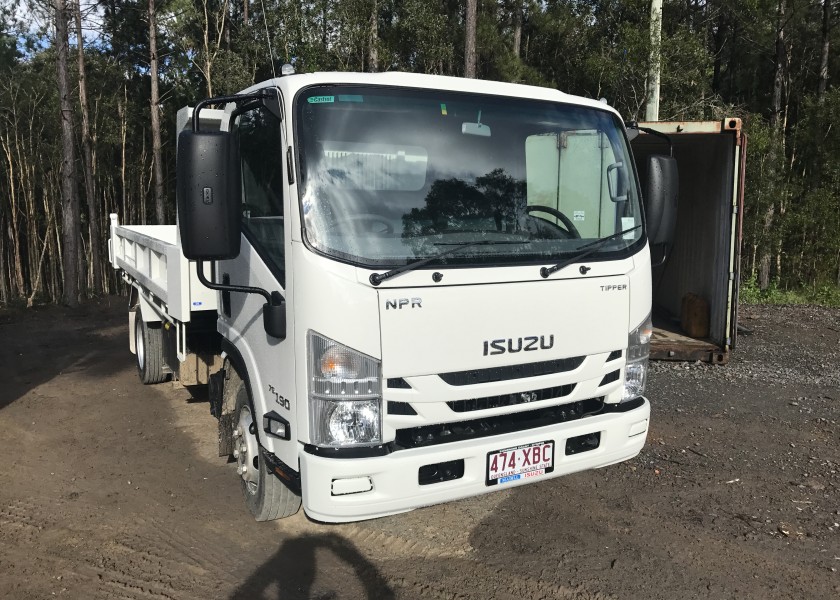 5m Tipper - single axle 1