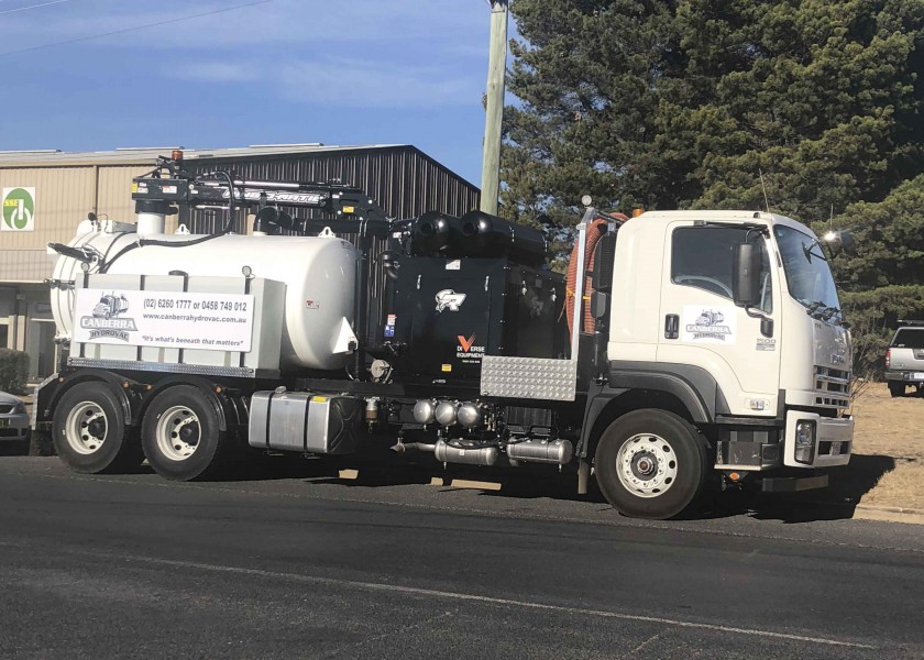 6000L Hydro Vac Truck  2