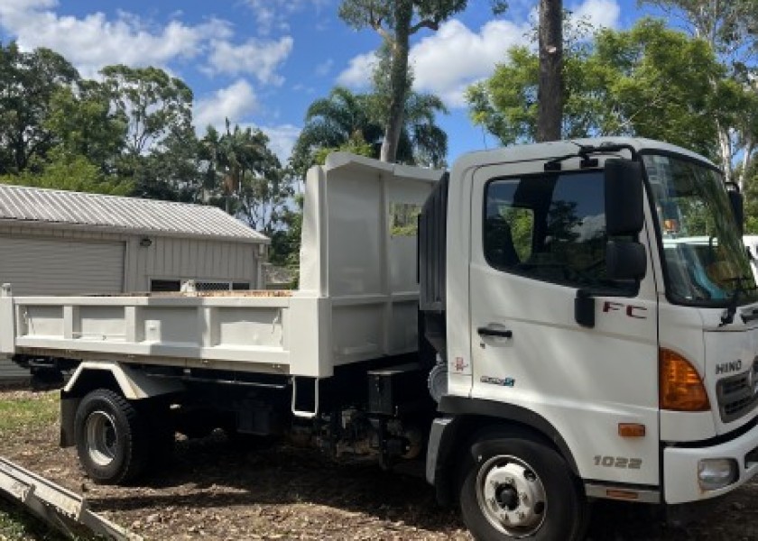 6mtr tipper 1