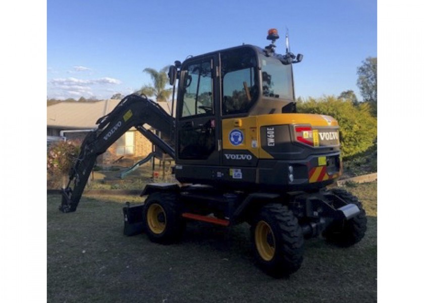 6T Volvo Wheeled Excavator 1