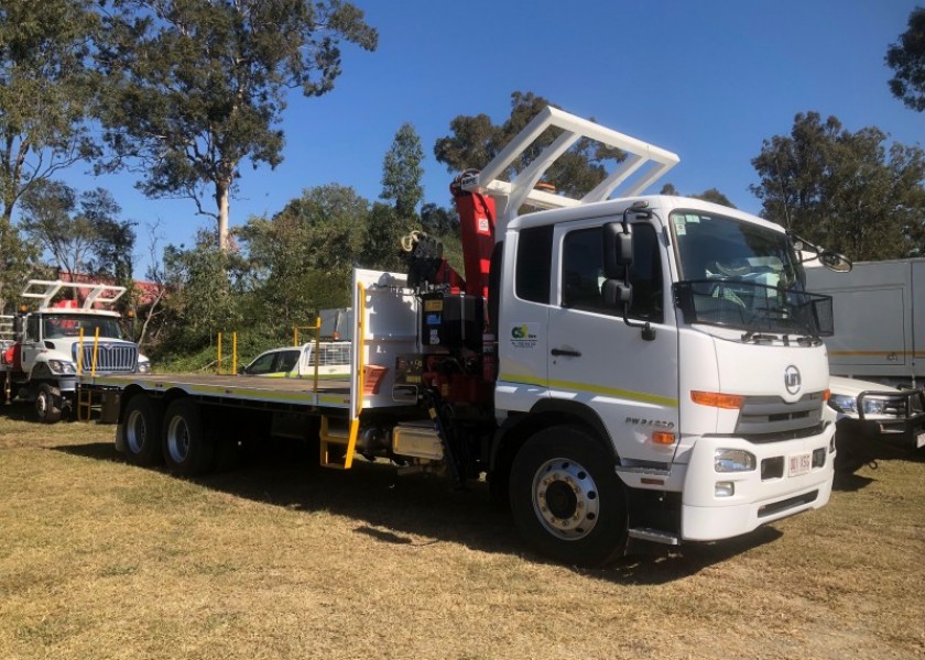 6x4 Crane Truck 2