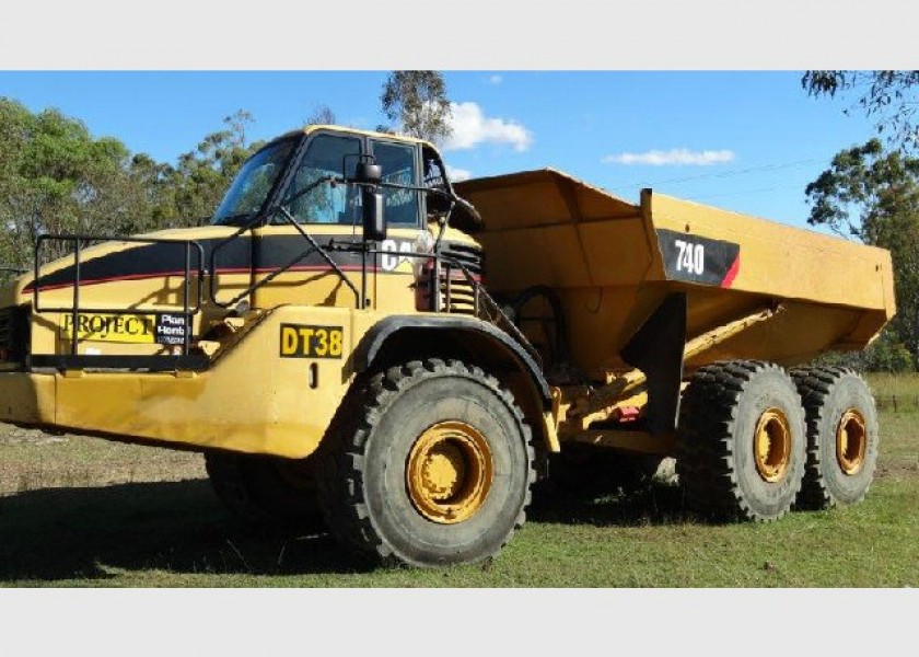 740 Articulated Moxy Dump Truck 2