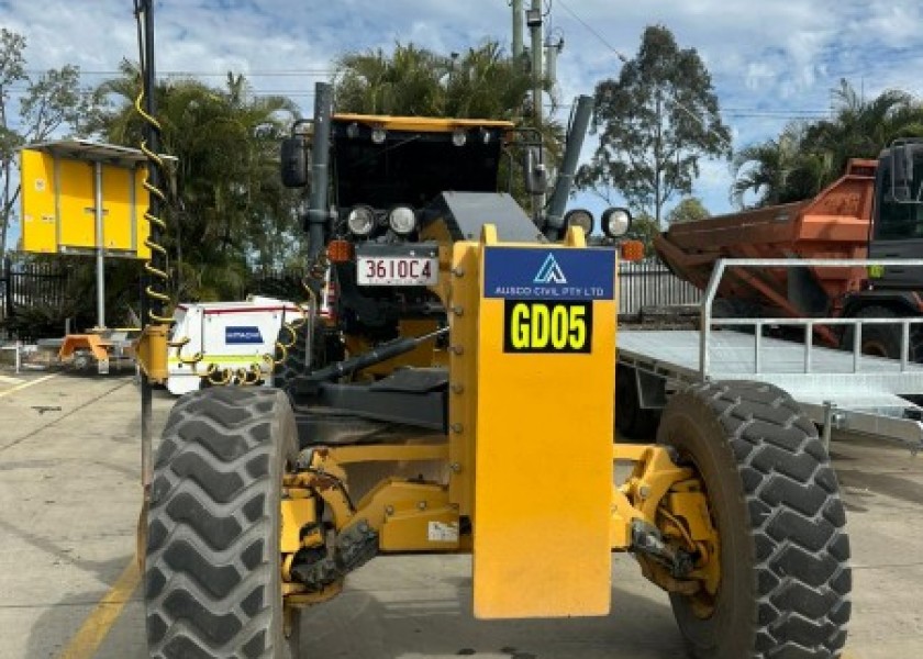 772GP John Deer Grader 3