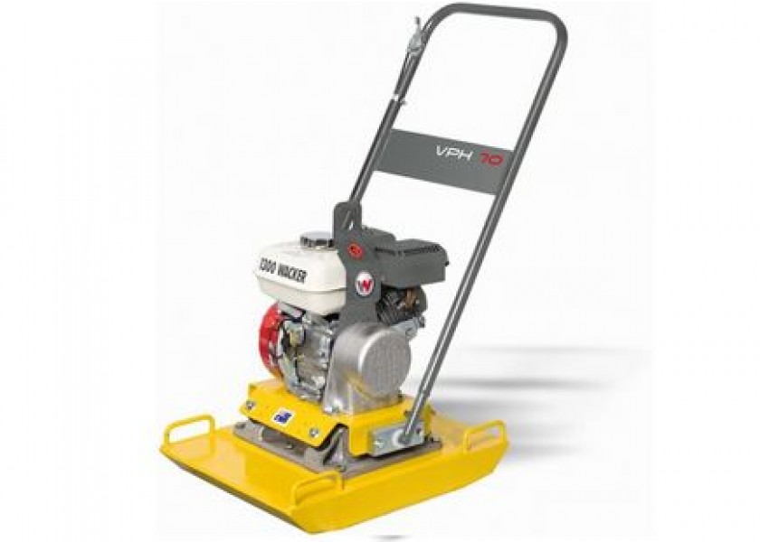 77KG PLATE COMPACTOR 1