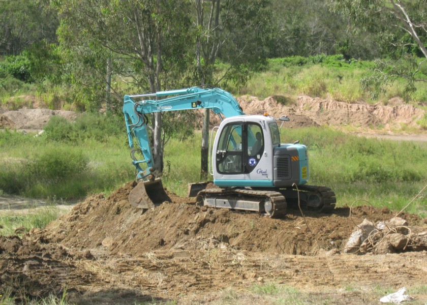 7T Kobelco Excavator 2