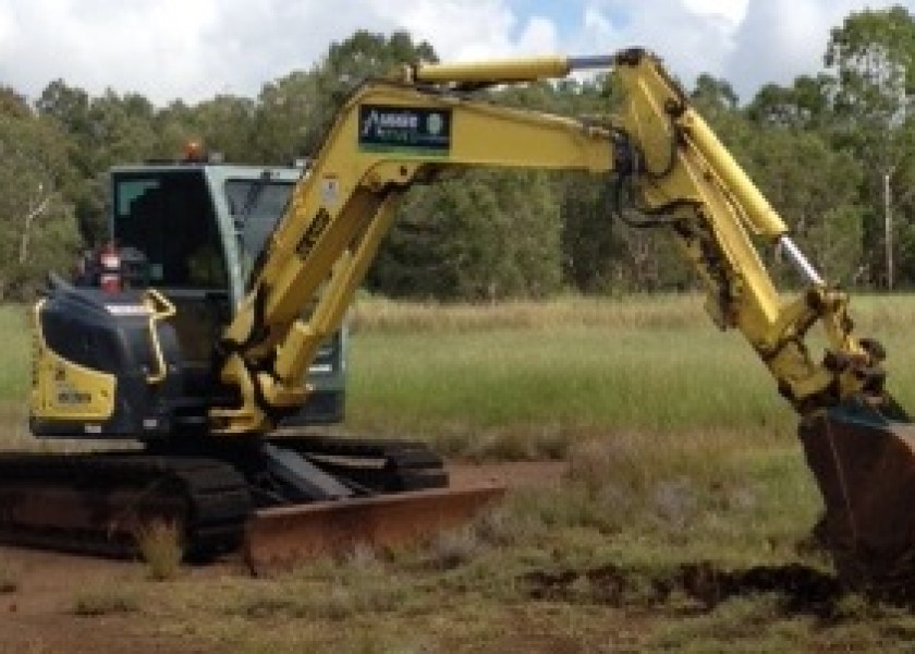 8 Tonne Excavator 2